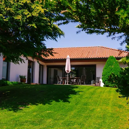 Am Paradieshof Apartment