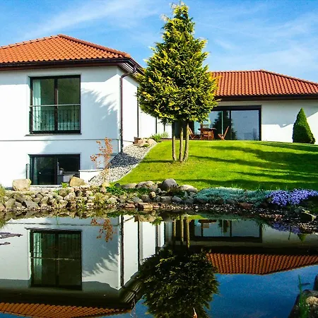 Gaestehaus Am Paradieshof Apartamento *