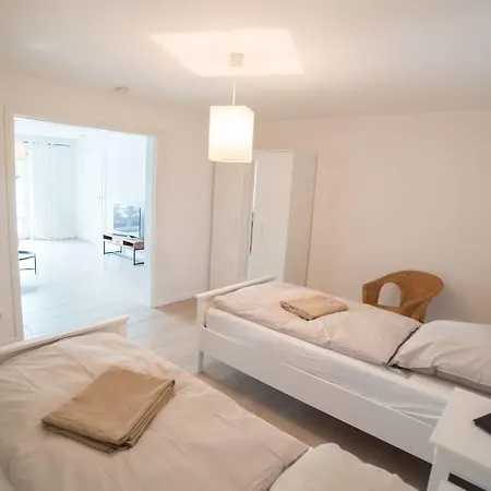 Апартаменты Gastehaus Am Paradieshof Шверин