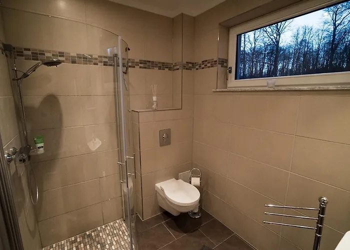 Gaestehaus Am Paradieshof * Schwerin (Mecklenburg-Vorpommern)